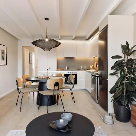 Coipasa - 3 Bedrooms And Terrace In Eixample Dreta Appartement